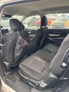 2019 Subaru Ascent BASE 8-PASSENGER