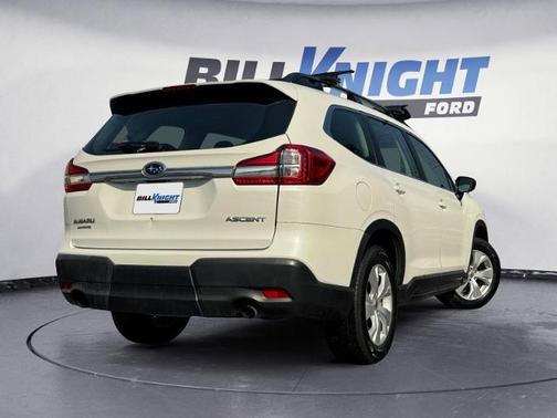 2019 Subaru Ascent BASE 8-PASSENGER