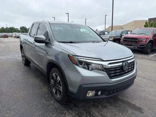 Silver 2020 Honda Ridgeline RTL