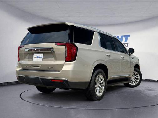 Beige Pearl Metallic 2021 GMC Yukon SLT