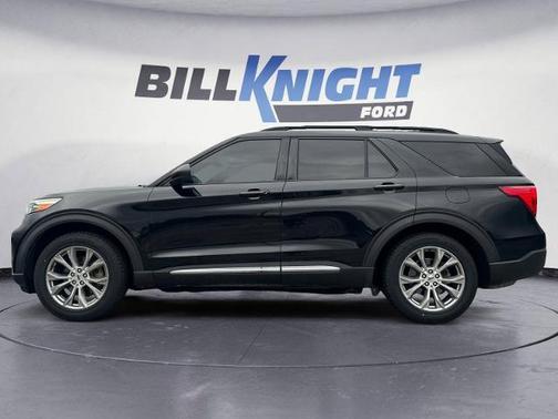 AGATE BLACK METALLIC 2020 Ford Explorer XLT