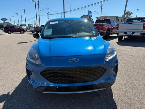 2020 Ford Escape SE SPORT