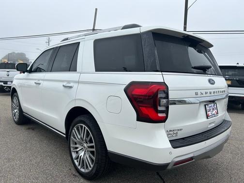 2022 Ford Expedition LIMITED