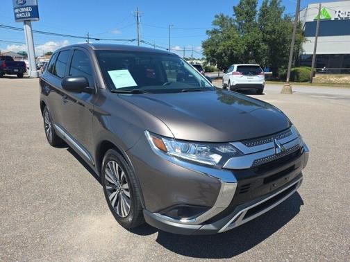 2019 Mitsubishi Outlander ES