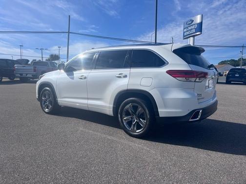 2019 Toyota Highlander LIMITED