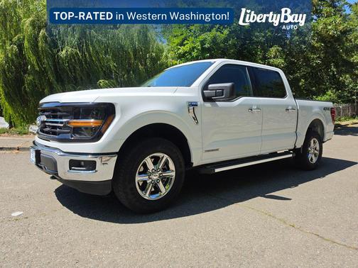 Oxford White 2025 Ford F-150 XLT