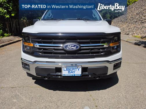 Oxford White 2025 Ford F-150 XLT