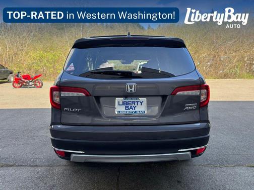 2022 Honda Pilot Touring 8-Passenger