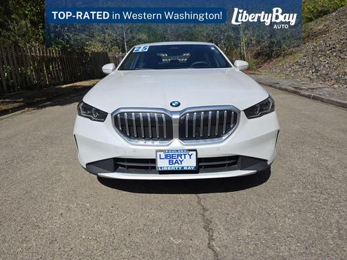White 2025 BMW 530 xDrive