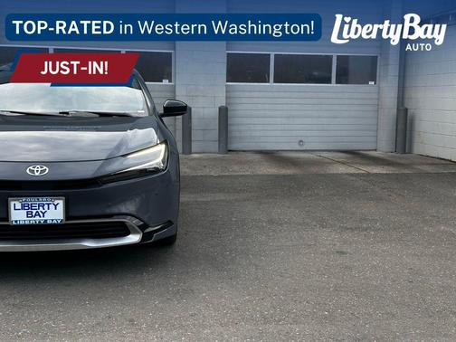 Guardian Gray 2024 Toyota Prius Prime XSE