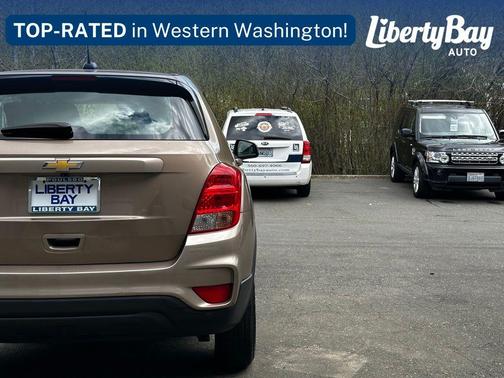 Sandy Ridge Metallic 2018 Chevrolet Trax LS