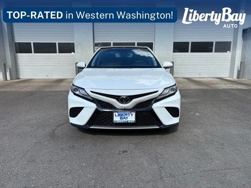 Pearl 2018 Toyota Camry XSE