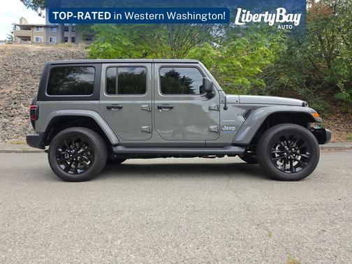 Sting-Gray Clearcoat 2023 Jeep Wrangler Sahara