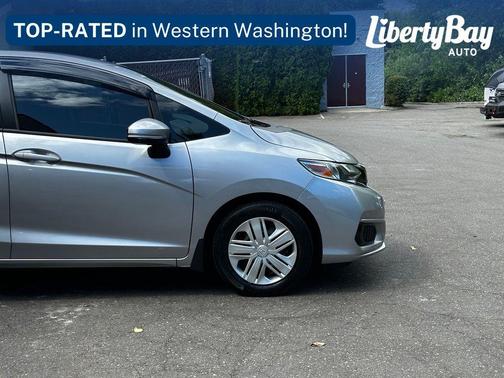Lunar Silver Metallic 2018 Honda Fit LX