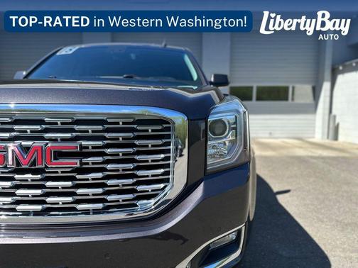 Iridium Metallic 2018 GMC Yukon Denali