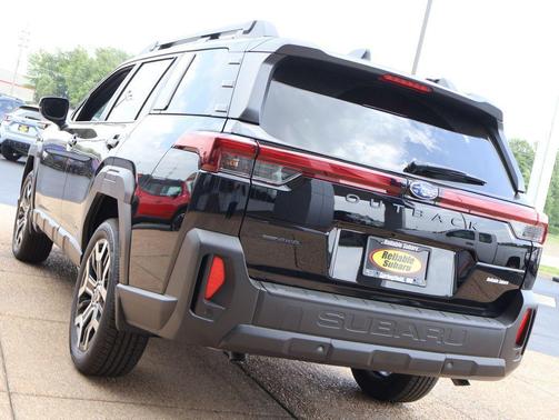 Crystal Black Silica 2026 Subaru Outback Touring XT