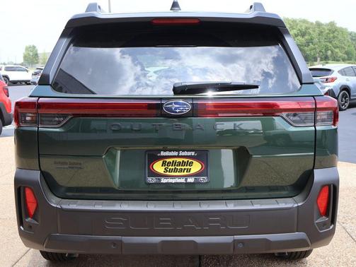 Deep Emerald Green Pearl 2026 Subaru Outback Touring XT