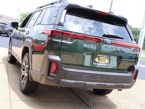 Deep Emerald Green Pearl 2026 Subaru Outback Touring XT