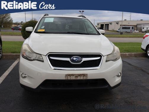 Crystal White Pearl 2015 Subaru XV Crosstrek 2.0i Premium