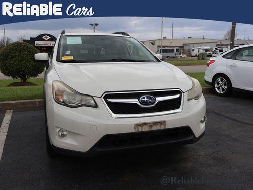 Crystal White Pearl 2015 Subaru XV Crosstrek 2.0i Premium