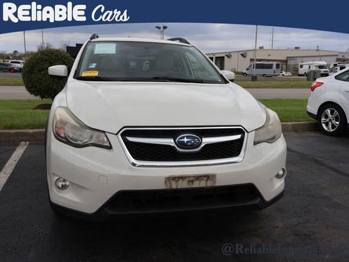 Crystal White Pearl 2015 Subaru XV Crosstrek 2.0i Premium