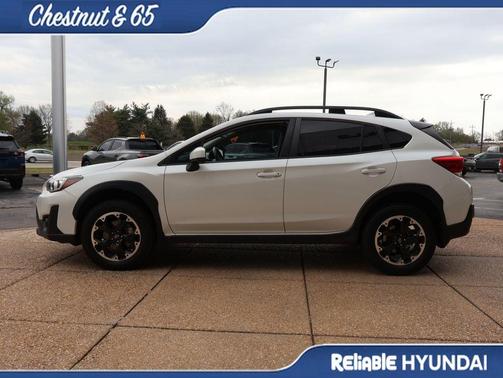 Crystal White Pearl 2022 Subaru Crosstrek Premium