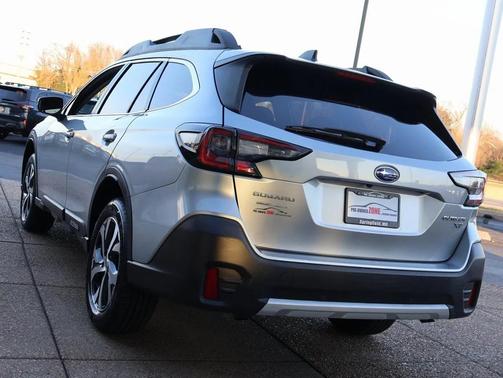 2022 Subaru Outback Limited XT