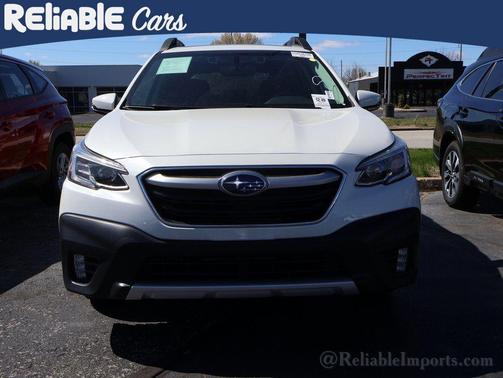 Crystal White Pearl 2021 Subaru Outback Limited