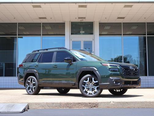 Deep Emerald Green Pearl 2026 Subaru Outback Touring XT