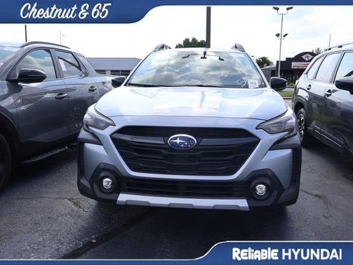Ice Silver Metallic 2025 Subaru Outback Limited