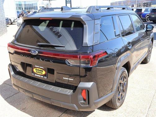 Crystal Black Silica 2026 Subaru Outback Limited