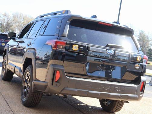 Crystal Black Silica 2026 Subaru Outback Wilderness