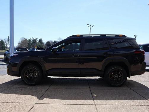 Crystal Black Silica 2026 Subaru Outback Wilderness