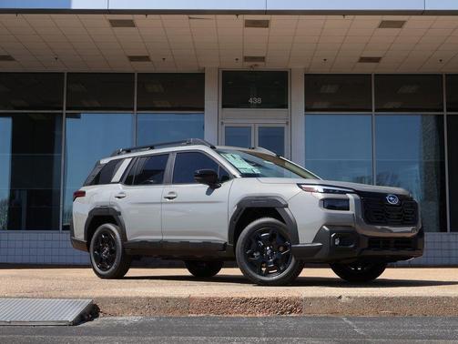 River Rock Pearl 2026 Subaru Outback Limited