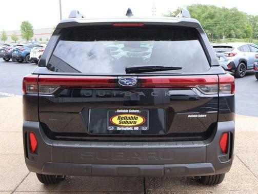Crystal Black Silica 2026 Subaru Outback Touring XT