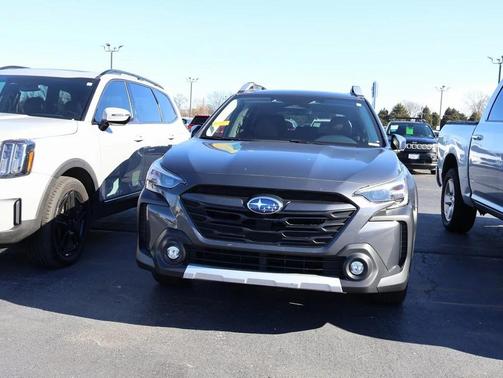 2023 Subaru Outback Touring