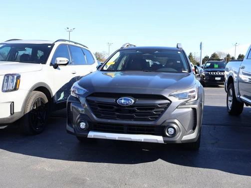 2023 Subaru Outback Touring