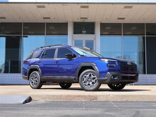 Sapphire Blue Pearl 2026 Subaru Outback Premium