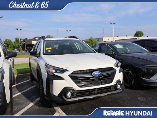 Crystal White Pearl 2024 Subaru Outback Premium