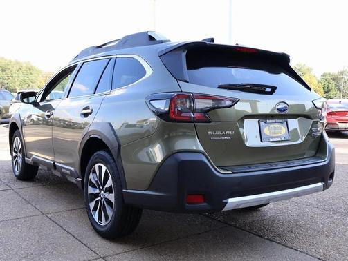 2025 Subaru Outback Touring XT