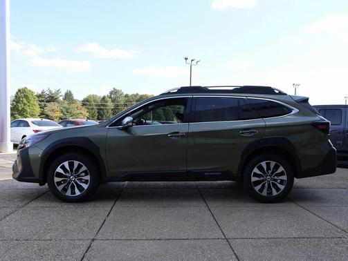 2025 Subaru Outback Touring XT