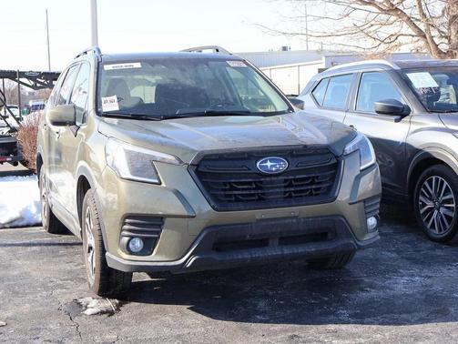 2022 Subaru Forester Premium