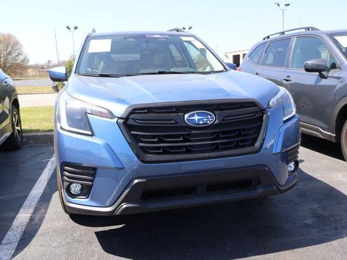 Horizon Blue Pearl 2024 Subaru Forester Premium