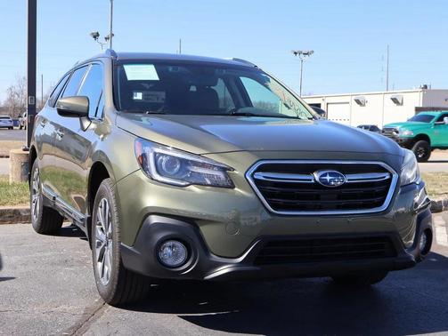2019 Subaru Outback 2.5i Touring