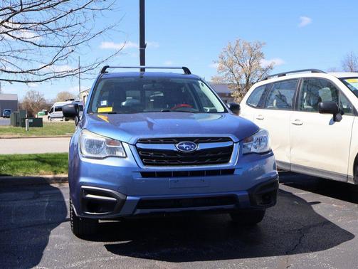 Quartz Blue Pearl 2017 Subaru Forester 2.5i