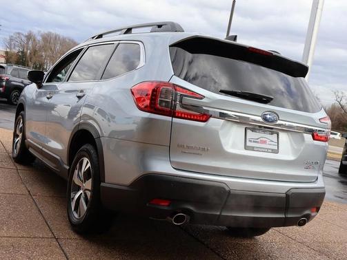 2024 Subaru Ascent Premium 7-Passenger