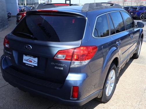 2013 Subaru Outback 2.5i Premium