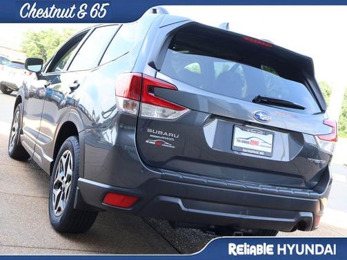 Gray Metallic 2022 Subaru Forester Premium