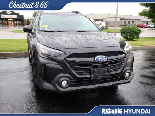 Crystal Black Silica 2024 Subaru Outback Onyx Edition