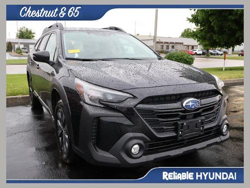 Crystal Black Silica 2024 Subaru Outback Onyx Edition